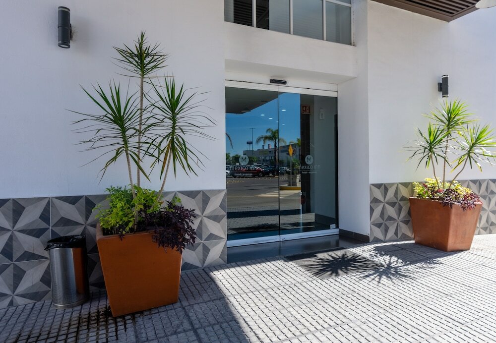 Фото Mexico Inn Express Salamanca