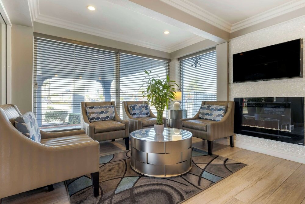 Фото Best Western Orange Plaza