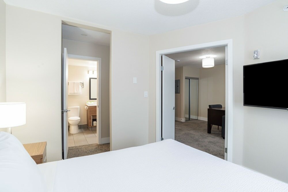 Фото Sandman Hotel Grande Prairie