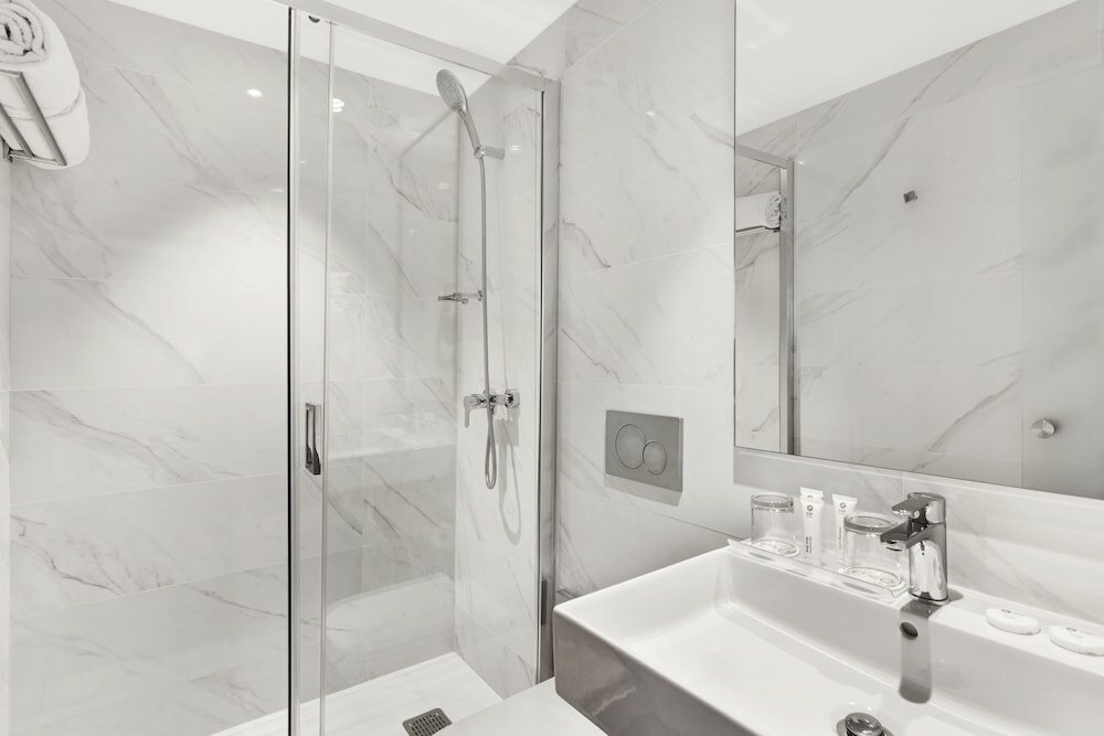 Фото Hotel Exe Paris Centre