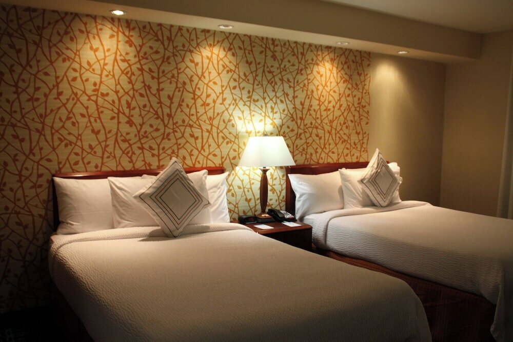 Фото Fairfield Inn and Suites by Marriott Denton