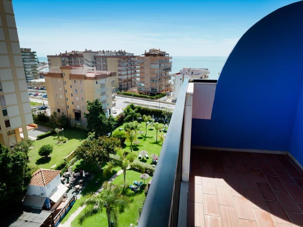 Фото Hotel Monarque Fuengirola Park