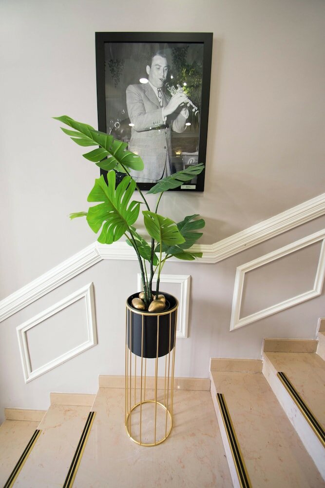 Фото Hotel Parisien