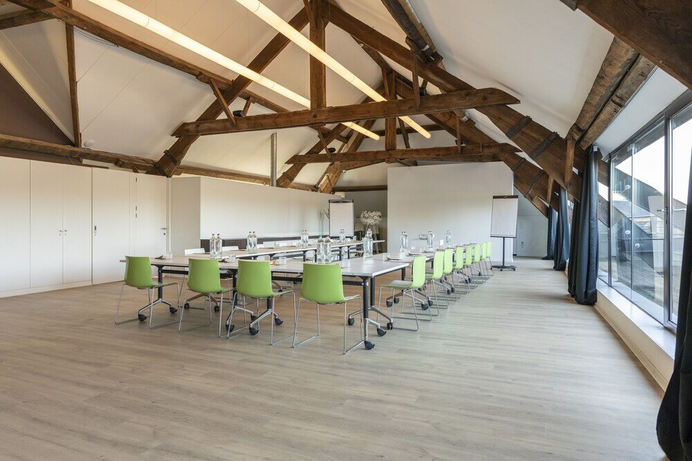 Фото Eburon Hotel - Different Hotels