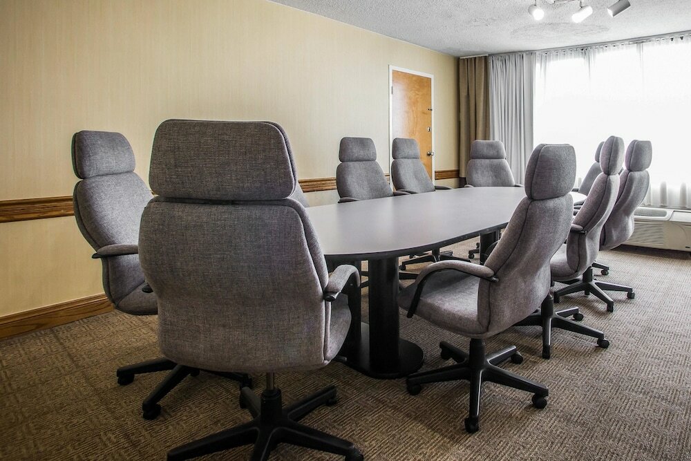 Фото Holiday Inn Chicago – Midway Airport S, an Ihg hotel