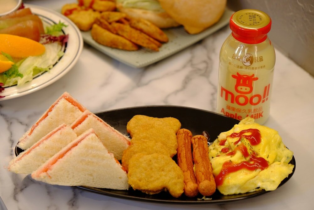 Фото Happy Inn & Hostel