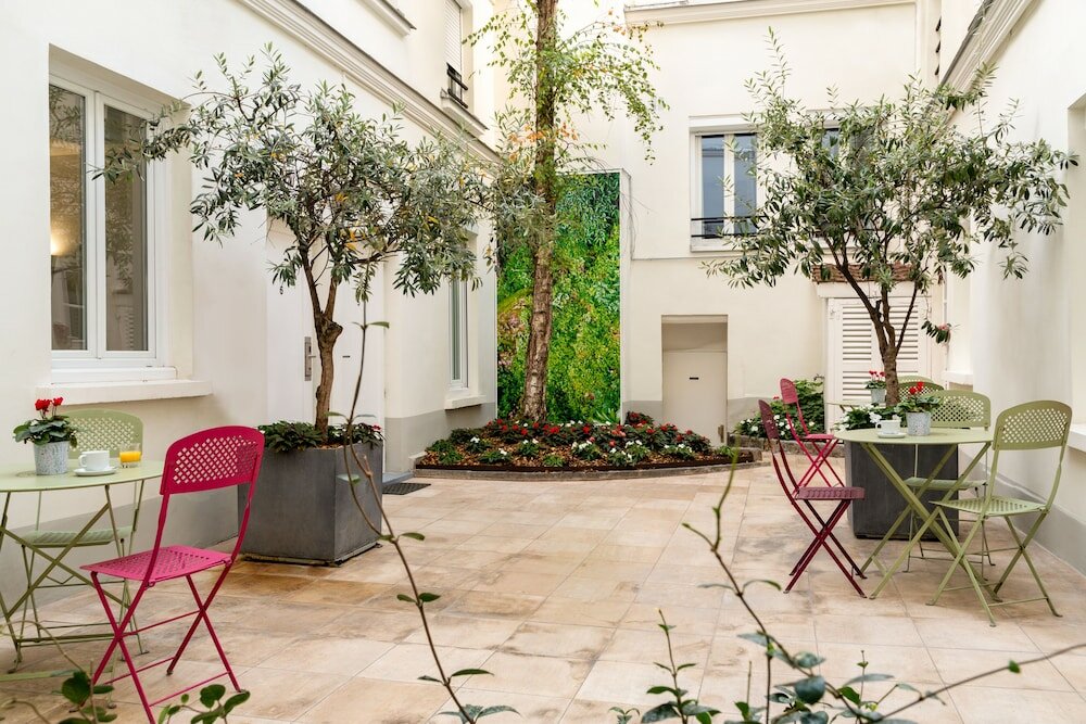 Фото The Originals Paris Hotel Lecourbe