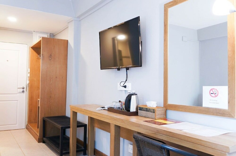 Фото Ratana Hotel