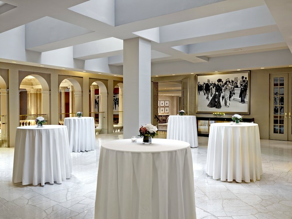 Фото The Omni King Edward Hotel