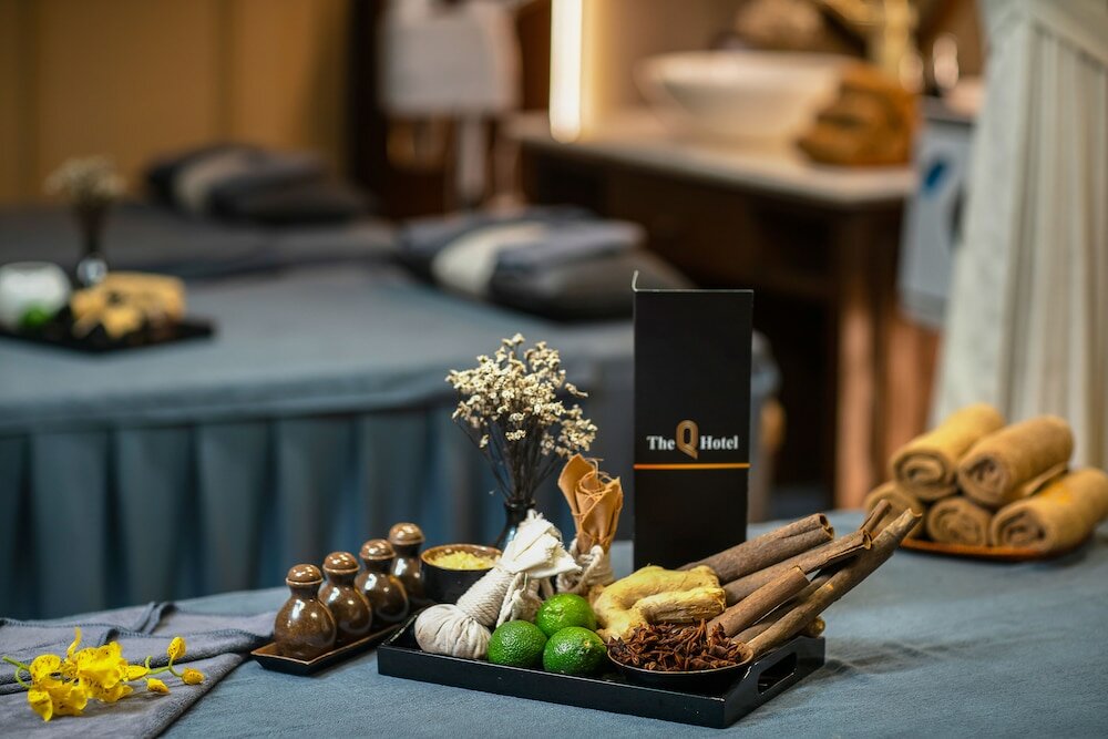 Фото The Q Hotel Hanoi