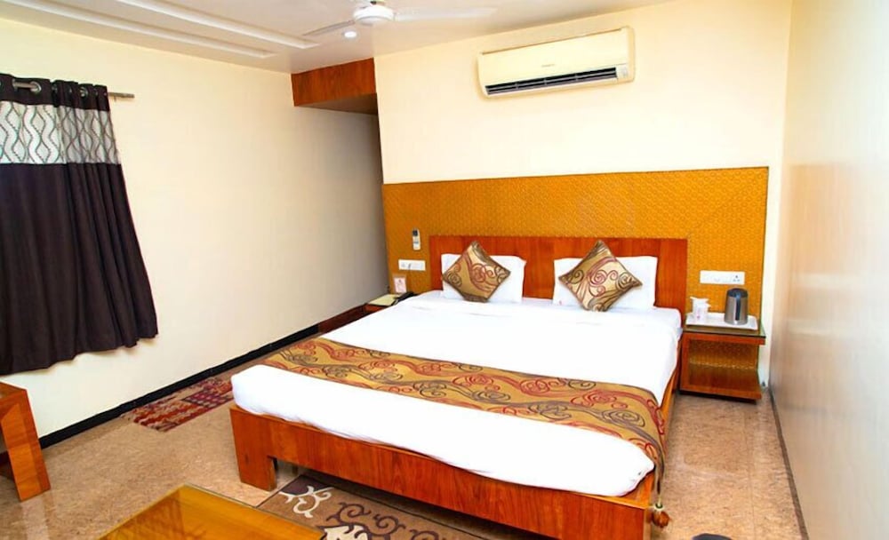 Фото Hotel Simran Heritage