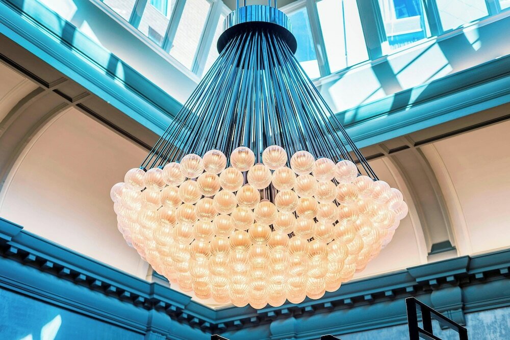 Фото The Dixon Autograph Collection