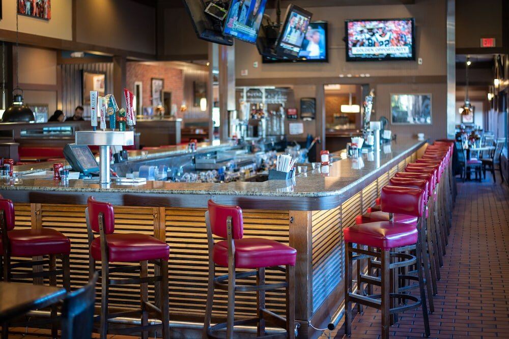 Фото Holiday Inn & Suites Across From Universal Orlando