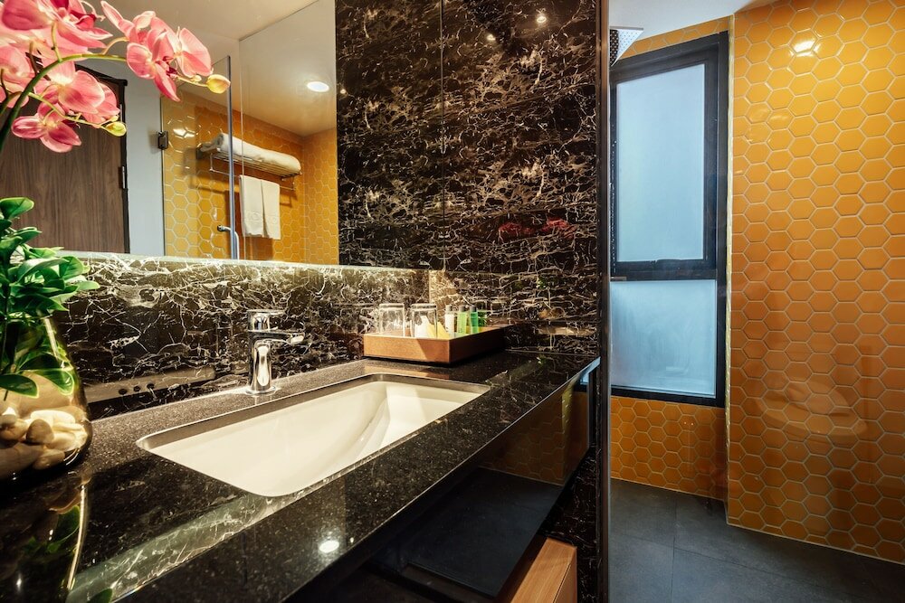 Фото Montana Hotel & Residence