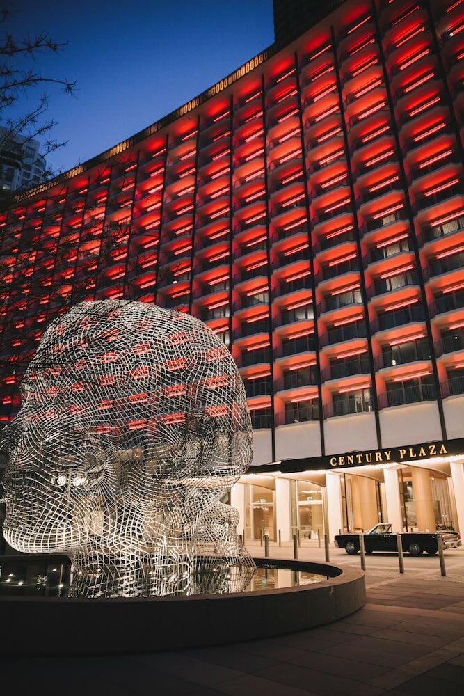 Фото Fairmont Century Plaza Gold Experience