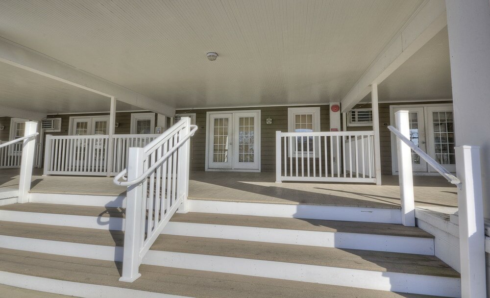 Фото Ambassador Inn