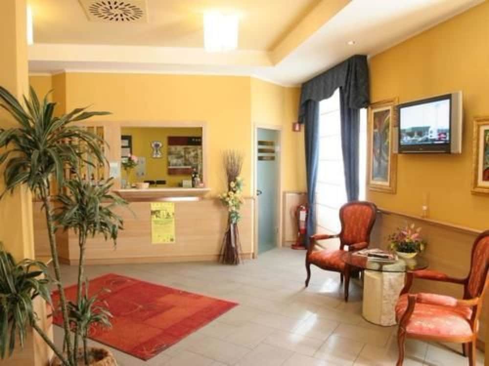 Фото Hotel Bernina by Saint Jane