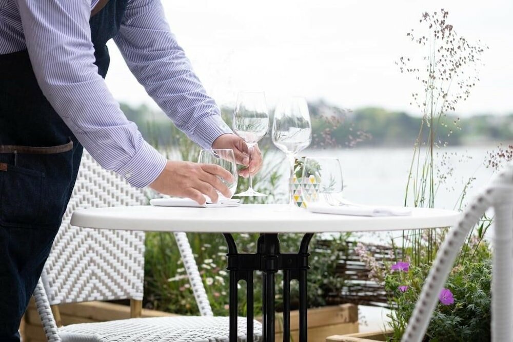 Фото Hotel De La Vallee