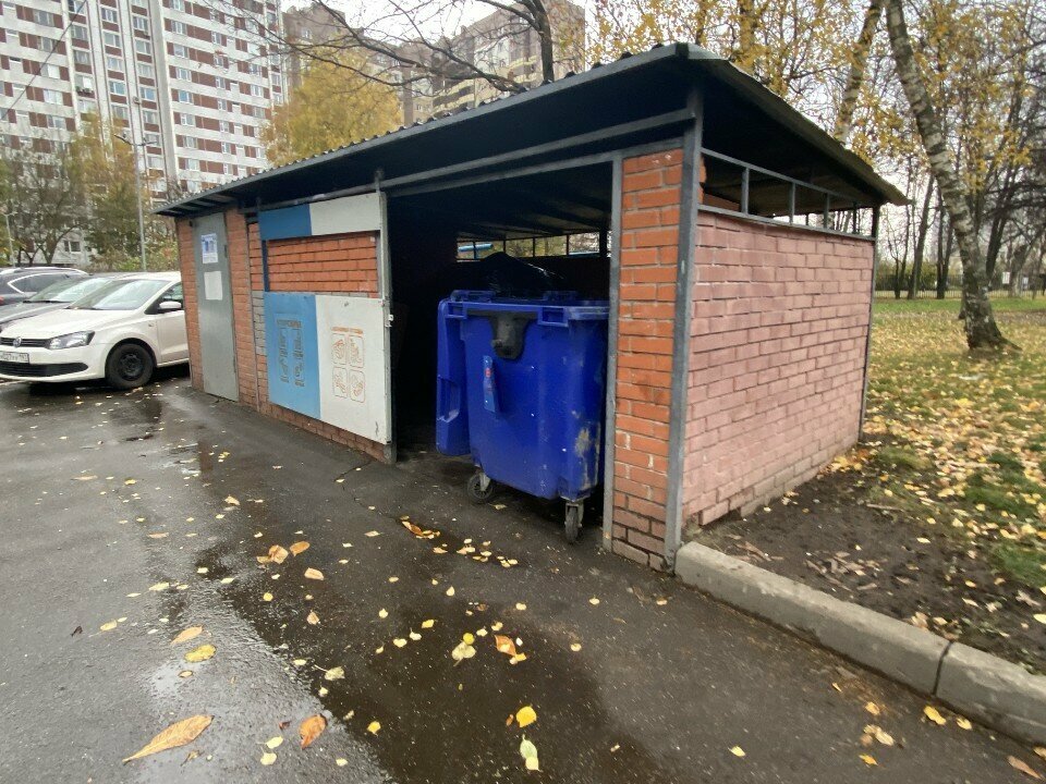 Waste sorting Waste sorting, Moscow, photo