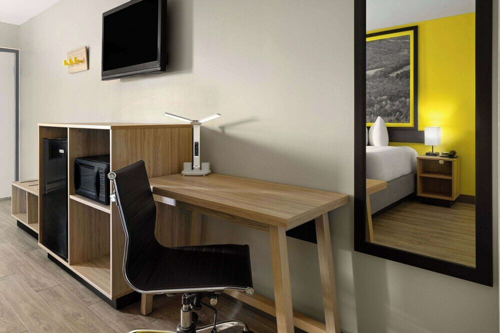 Фото Forest Hill Inn