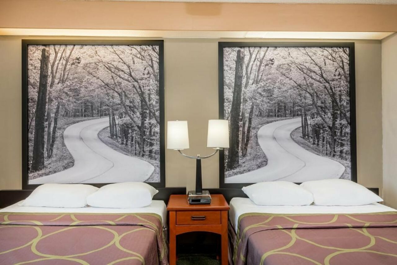 Фото Super 8 by Wyndham Jasper