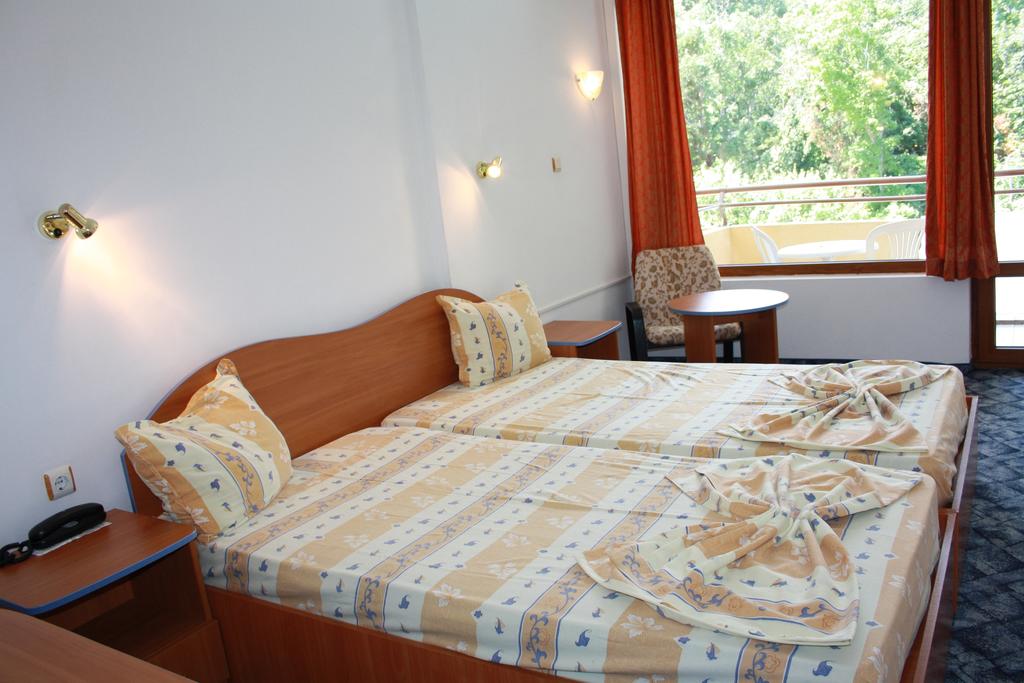 Фото Hotel Kamchia Park