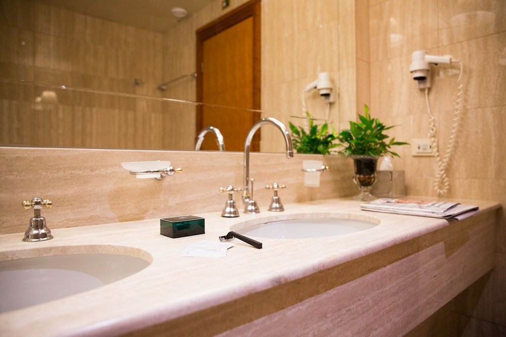 Фото Hotel Leon D'Oro