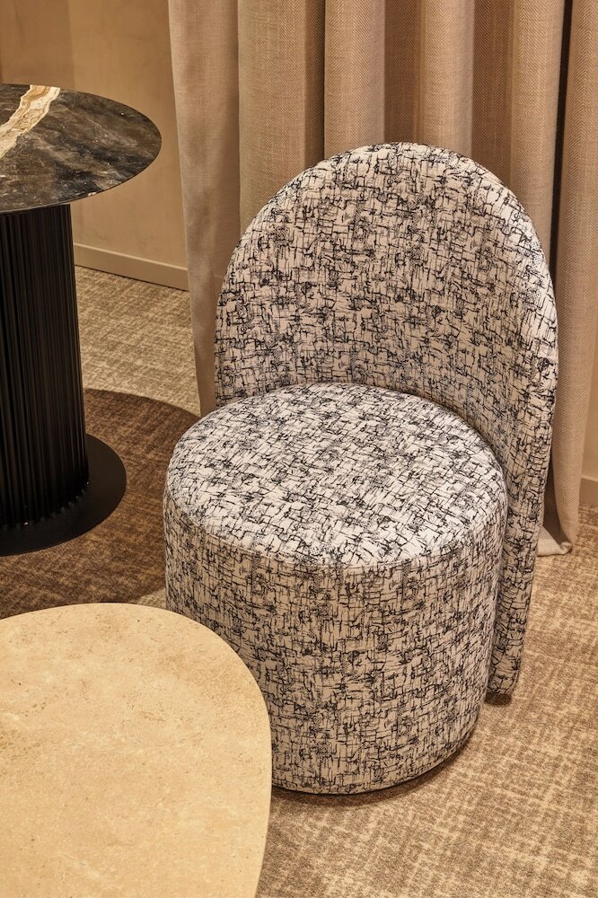 Фото Borghese Contemporary Hotel