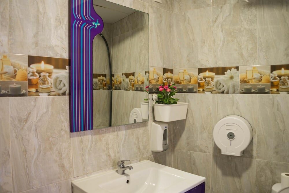 Фото Go Bcn Hostal Ideal Badal - Hostel