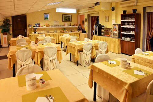 Гостиница Hotel Corso в Сан-Ремо