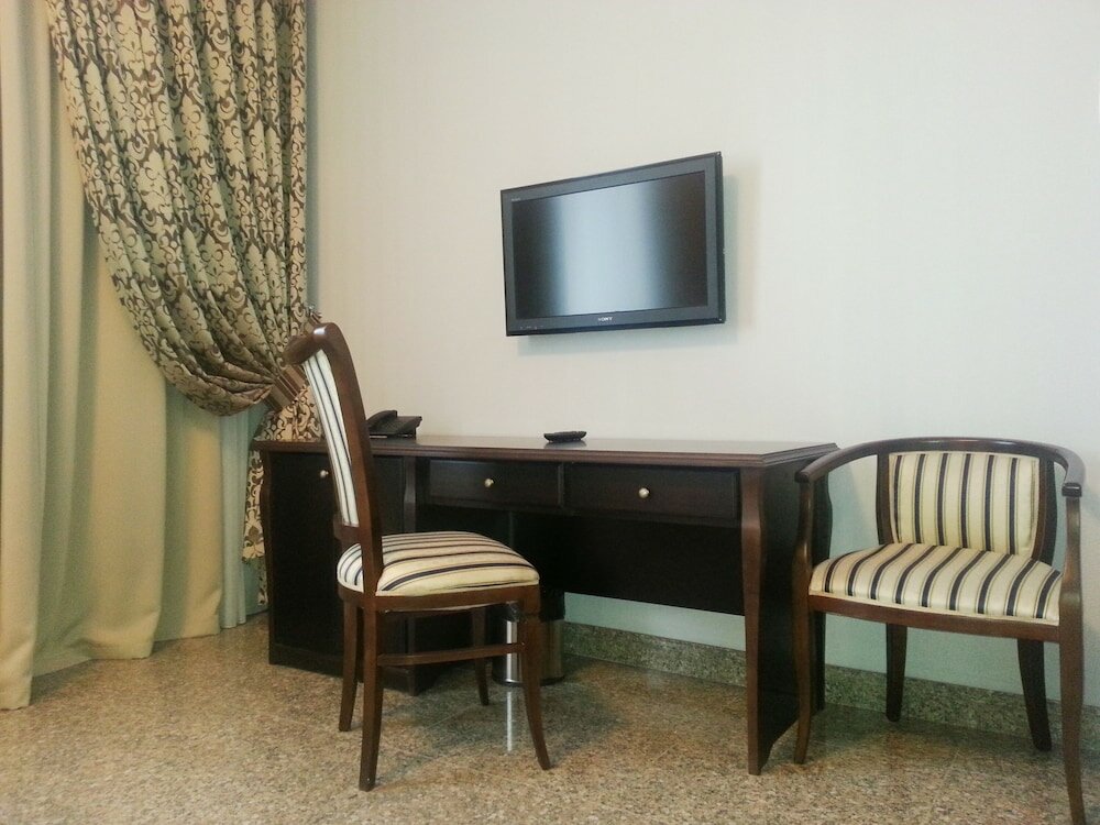 Фото Royal Petrol