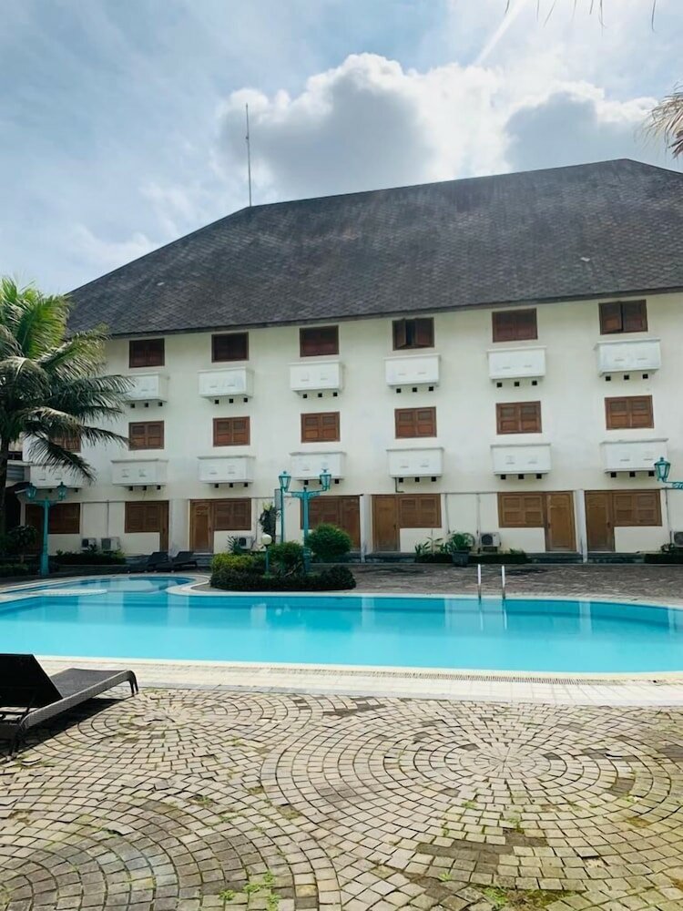 Фото Kresna Hotel Wonosobo