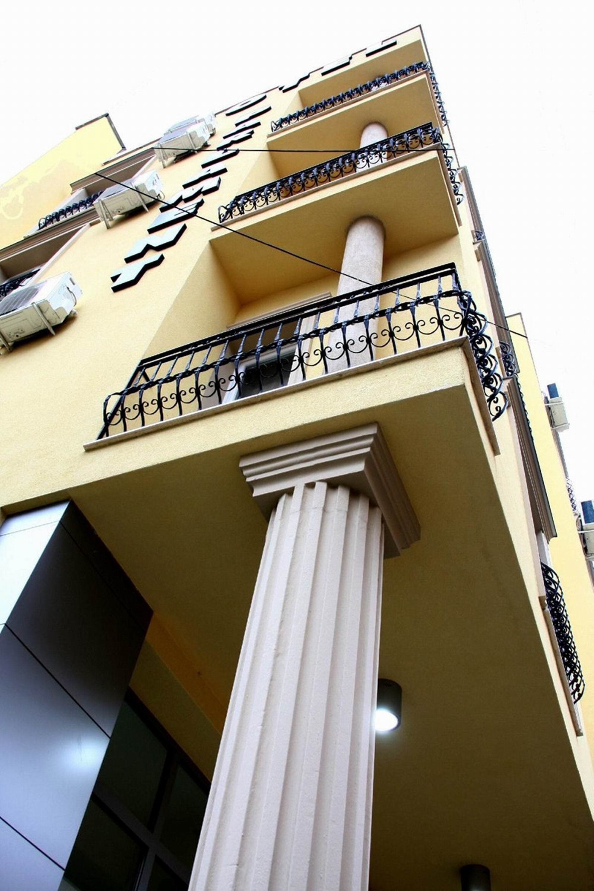 Фото Parlament Hotel