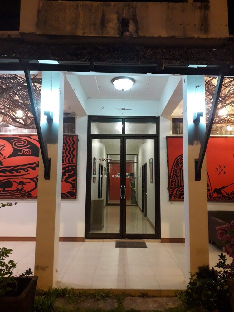 Фото Natai House