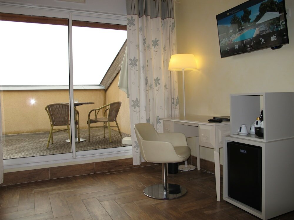 Фото Hotel Soleil & Jardin