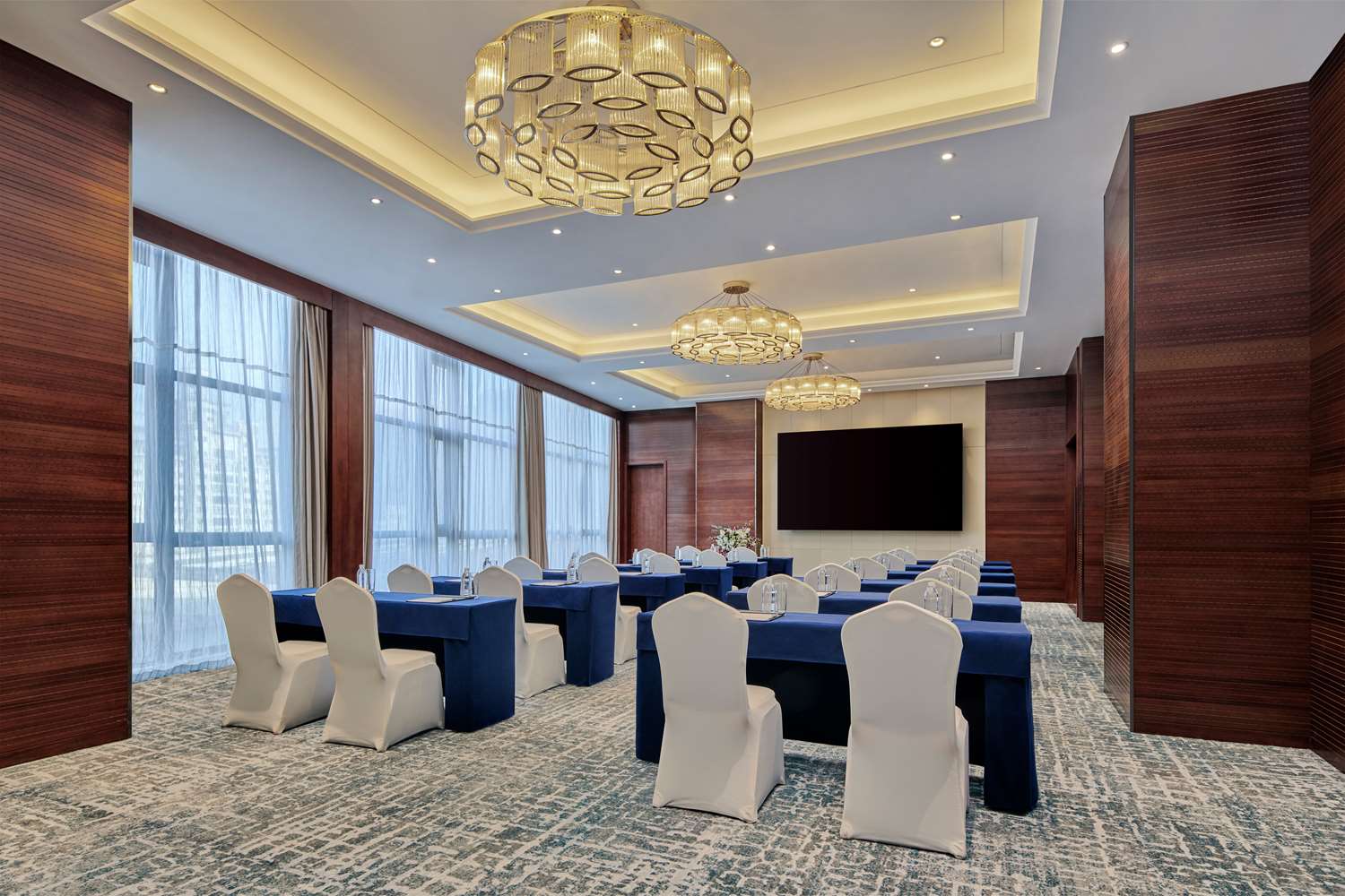 Фото Hilton Garden Inn Wuhan Hankou