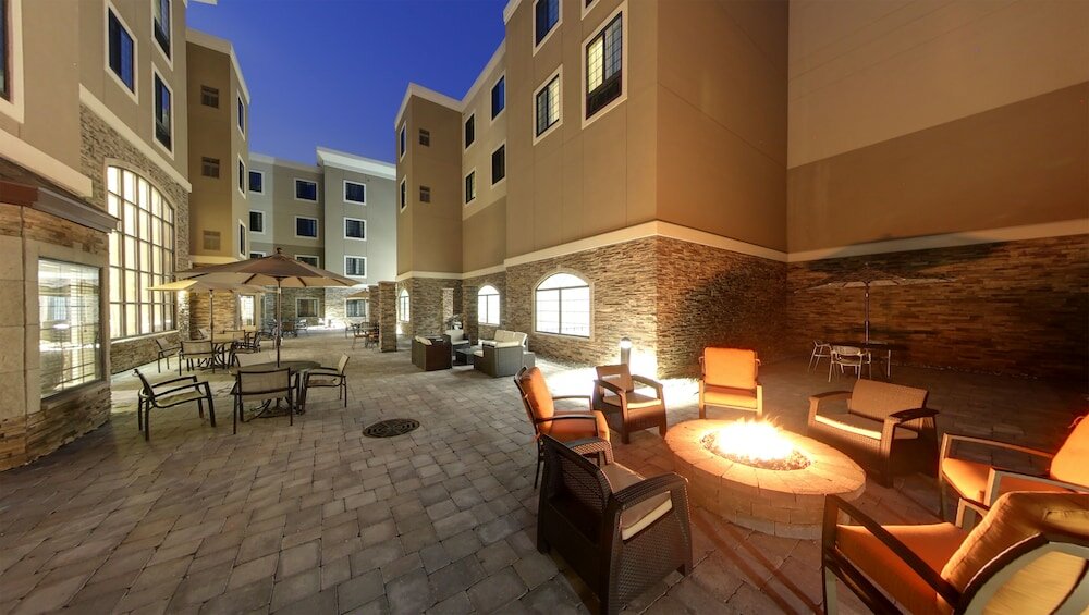 Фото Staybridge Suites Ann Arbor- Univ of Michigan, an Ihg Hotel