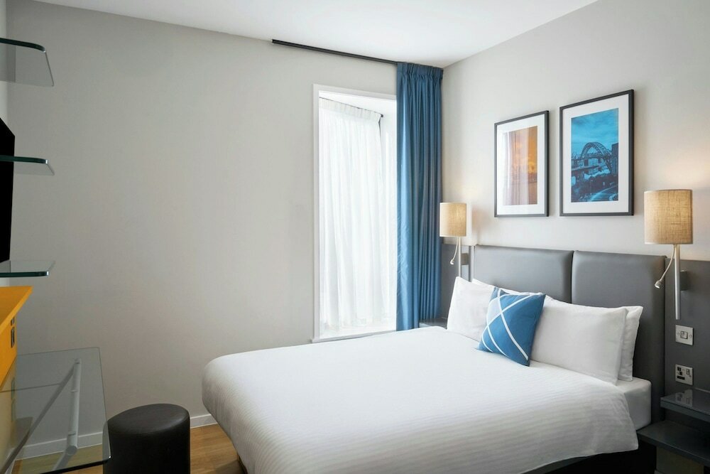 Фото Sleeperz Hotel Newcastle