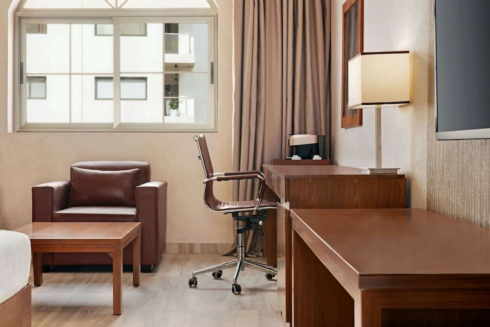 Фото Days Hotel and Suites by Wyndham Dakar