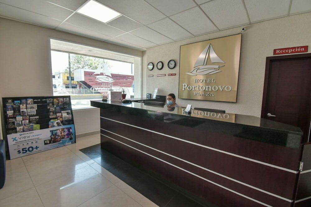 Фото Hotel Portonovo Plaza Centro