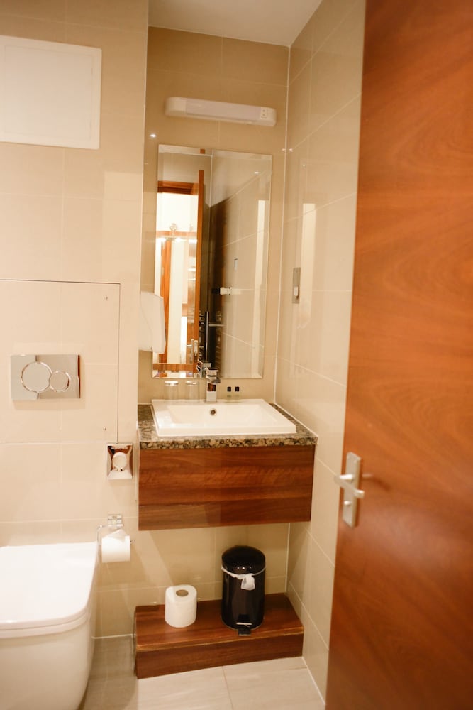 Фото The Airlink Hotel London Heathrow