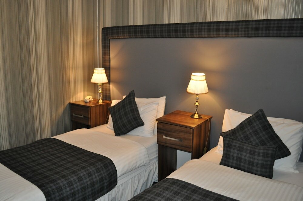 Фото Argyll Hotel