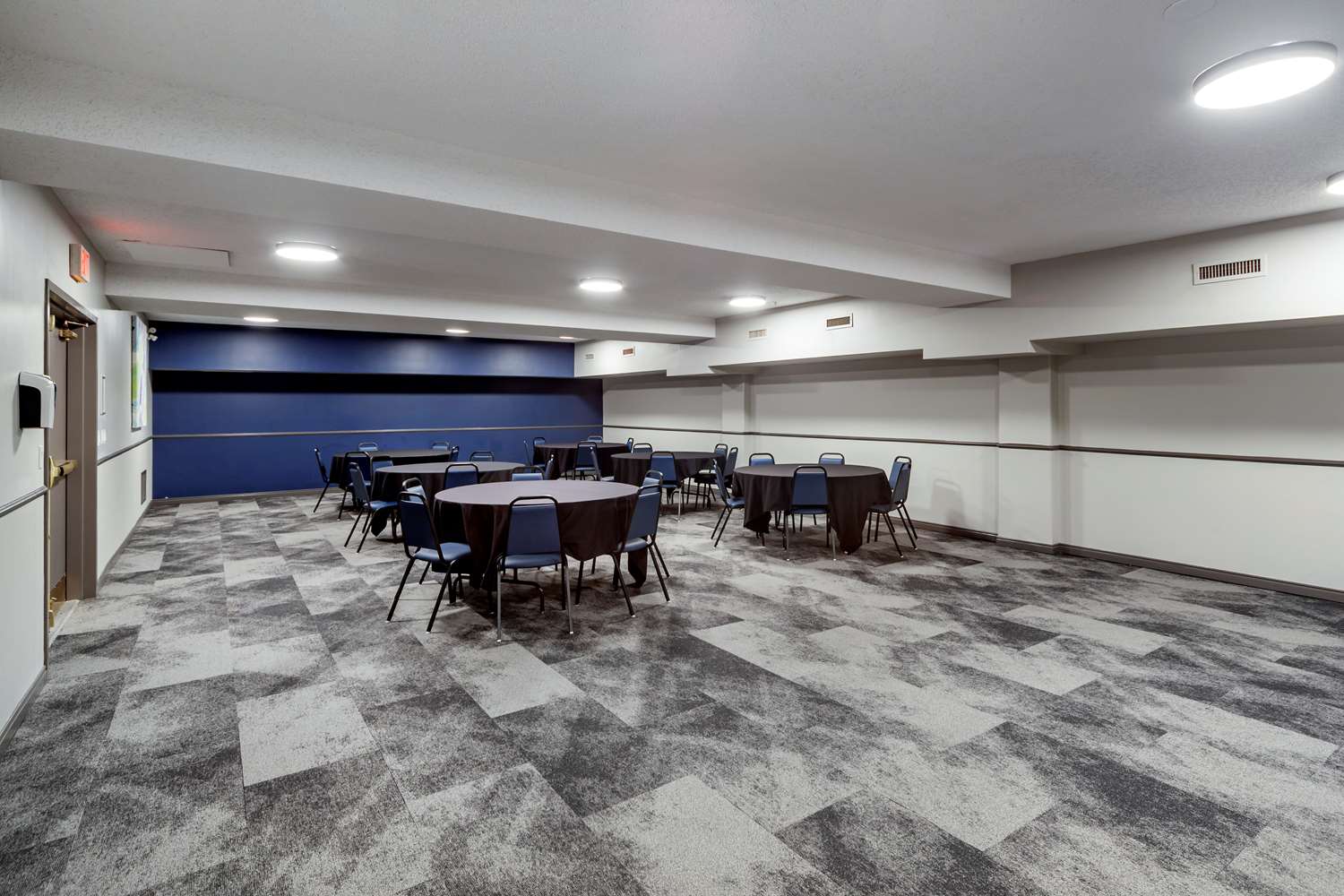 Фото Best Western Plus West Edmonton