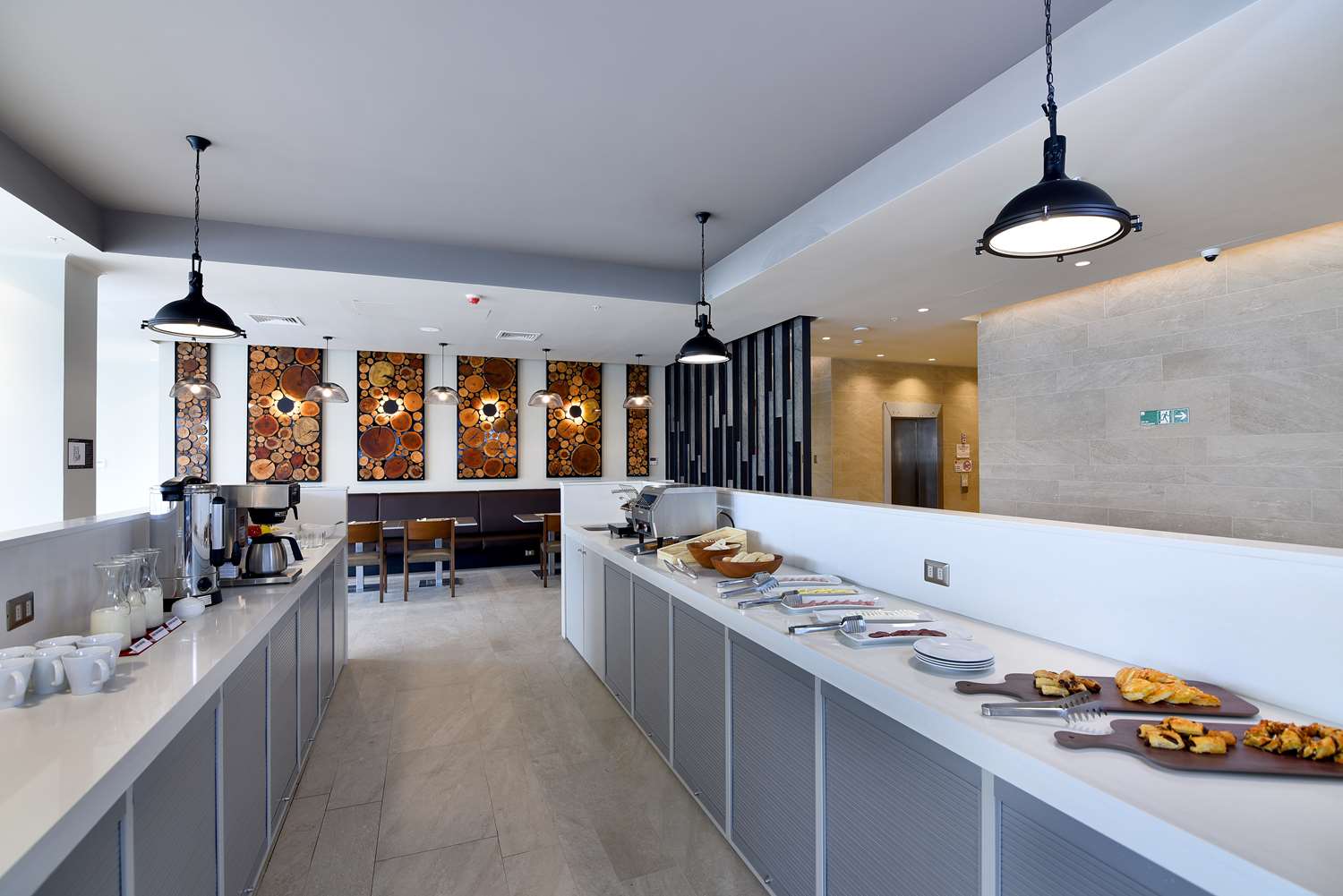 Фото Best Western Ferrat