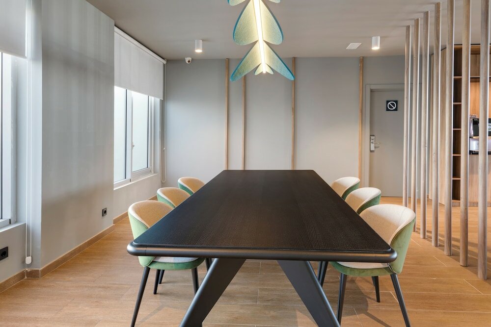 Фото B&b Hotel Viladecans