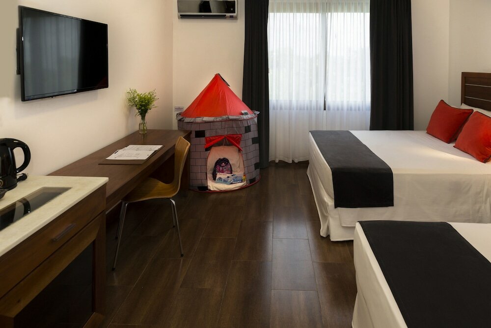 Фото Hotel Saint George