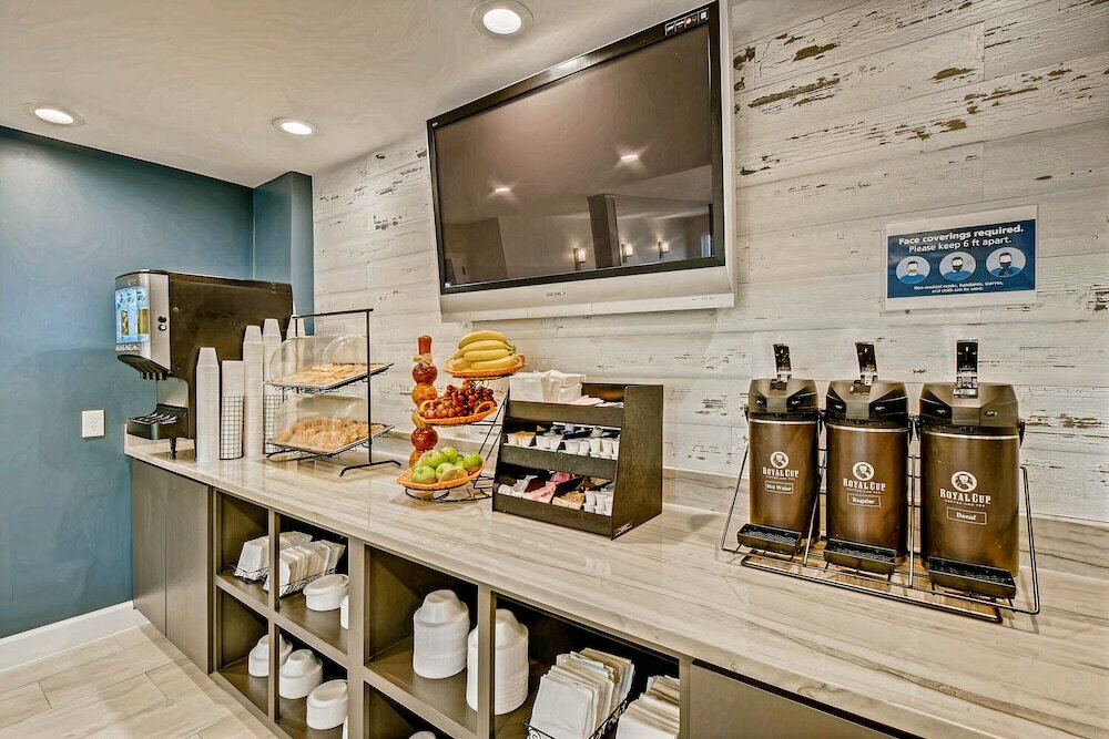 Фото Orangewood Inn & Suites Midtown