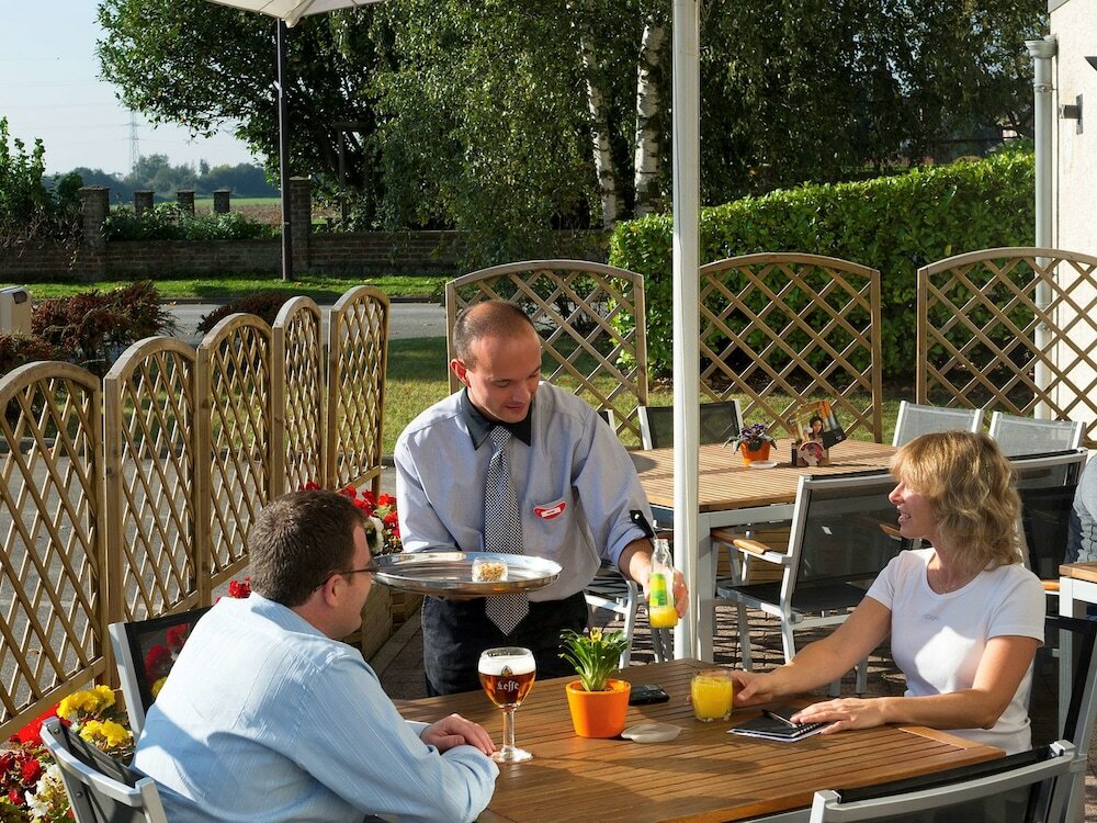 Фото Ibis Charleroi Airport Brussels South