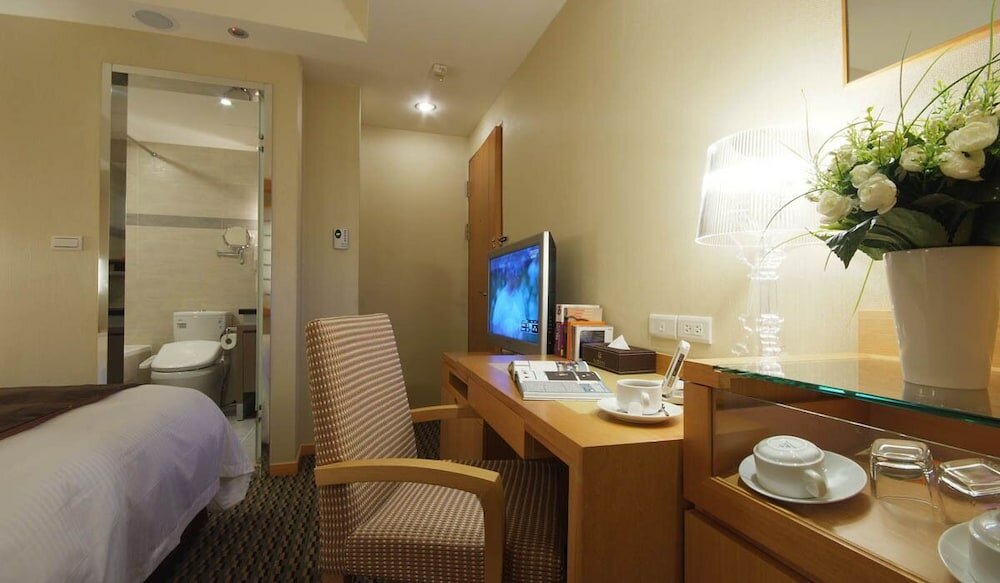 Фото Tokyo International Hotel