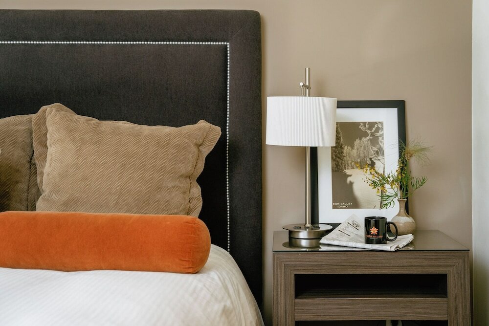 Фото Knob Hill Inn